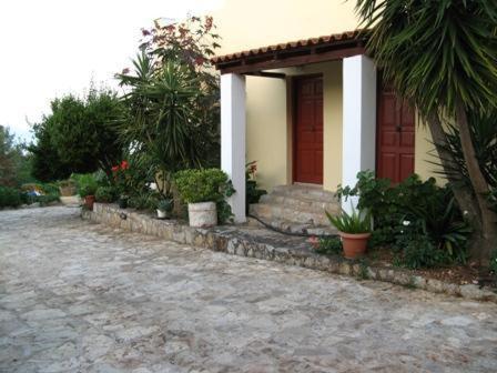 Hotel Heleni Apartments Epidaurus Exterior photo